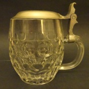 Brockwitz szklany kufel, pokrywa August Wellner, plater, lata 20 XX w.