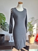 Szara sukienka sinsay S bawełniana dresowa z aplikacja na ramionach