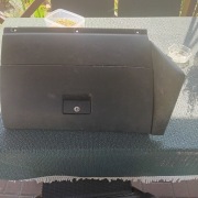 Schowek pasażera golf 4