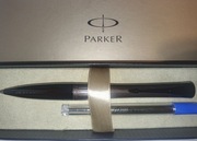 Nowy długopis oryginalny Parker z 1 dodatkowym wkładem w etui na prezent