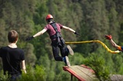 Skok na Bungee | Wiele Lokalizacji
