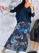 CLASSIC BASIC DEKOLT V UNI GRANAT NIEBIESKA BLUZKA