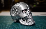 Terminator T-800 Czaszka 1:1 – Kultowa Replika, Świecące Oczy LED