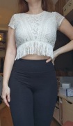 Krótki top boho z frędzlami i koronką Topshop Petite 38