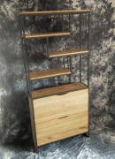 Regał loftowy metalowy spawany z drewnianymi półkami