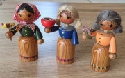 Figurki drewniane ludowe PRL laleczka vintage drewno rękodzieło 