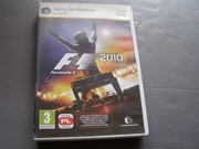 Gra PC symulator  F1 2010 dosyć rzadka.