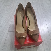 Nowe szpilki / czółenka - skóra naturalna, zamsz, Sala, r. 39