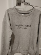 Szara bluza na co dzień 