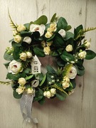 Wiosenny  wianek na drzwi  