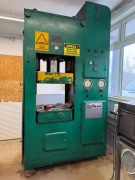 Prasa hydrauliczna wulkanizacyjna