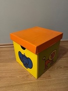 Pudełko do przechowywania ze zwierzątkami