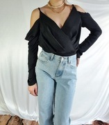 Body Damskie Czarne z głębokim dekoltem XS 34 Asos