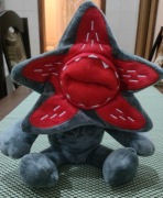 Maskotka Zawieszka Demogorgon 