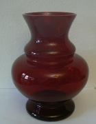 Rubinowy wazonik Ząbkowice