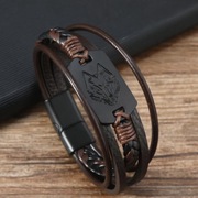 Męska bransoletka skórzana z wilkiem – pleciona, magnetyczne zapięcie