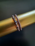 Zestaw nowych pierścionków szampana proszę