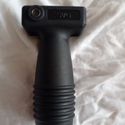 AK AKM AR Chwyt przedni CAA SVG na RIS, krótki.