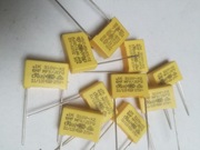 Kondensator 100nF/310V AC X2  r15mm 10szt