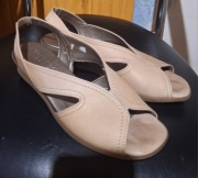 Skórzane buty czółenka sandały 38