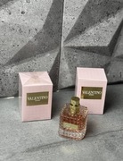 Valentino born in roma intense Donna.