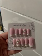 TIPSY PRESS ON NAILS