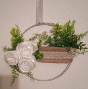 Wianek z kwiatami Dzień Babci na prezent