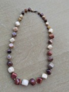 Nowa drewniane  korale 