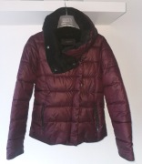 Reserved r. 36 LEKKA CIEPŁA KURTKA BORDOWA