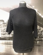 Czarny ażurowy sweterek oversize nietoperz