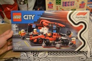 Lego City Formula 1 Ferrari Racing Pit Stop mechanicy