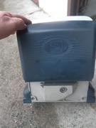 Silnik do bramy przesuwnej na chodzie, nowa płytka.