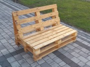 Ławka z palet na kółkach, wyszlifowana i wymalowana, meble ogrodowe