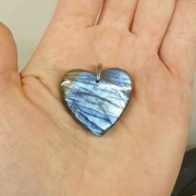 Wisior serduszko z labradorytem labradoryt serce 