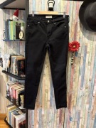 Gap czarne elastyczne jeansy rurki 38