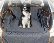 Mata do bagażnika wodoodporna uniwersalna, dla psa, ochronna niebrudząca 