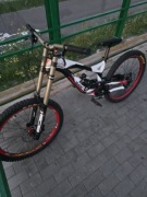 Yt tues 2013 rozmiar L