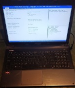 Laptop Asus z zasilaczem 