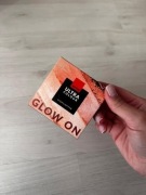 Avon Glow On rozświetlacz