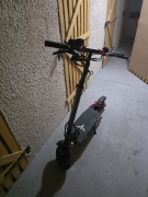 Hulajnoga elektryczna 