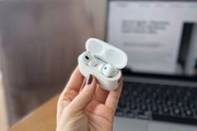 AirPods pro 2 case usb c (sam case ładujący bez słuchawek)