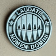 Odznaka LAUDATE NOMEN DOMINI (organy)