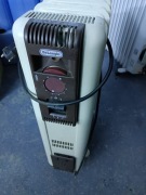 Grzejnik olejowy 6 żeberek DeLonghi