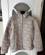 Kurtka damska pikowana z kapturem