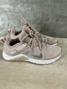 Nike damskie legend essential rozmiar 37,5 cd0212-200