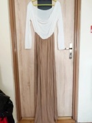 440. Długa sukienka biało beżowa na długi rękaw rozmiar M/L