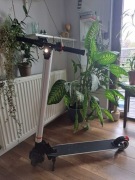 Hulajnoga elektryczna jak nowa