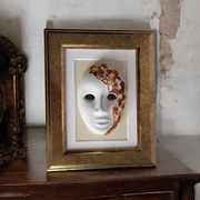 Maska Obraz maska ceramiczna oprawiona w ramę zdobiona - BURSZTYN