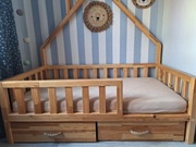 Łóżko dziecięce domek