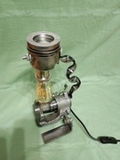 Lampa z części samochodowych 